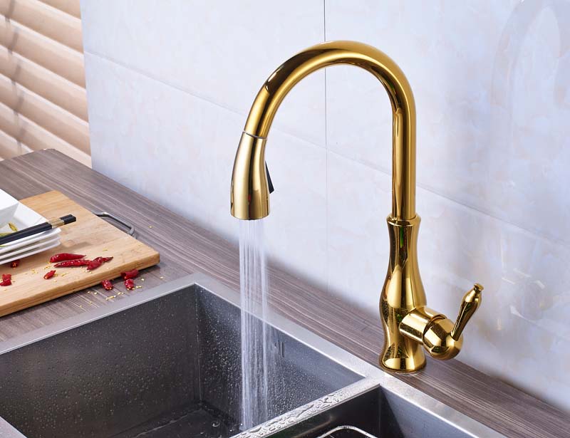 Rubinetto per lavello da cucina con rotazione a 360 gradi e estrazione ad arco alto